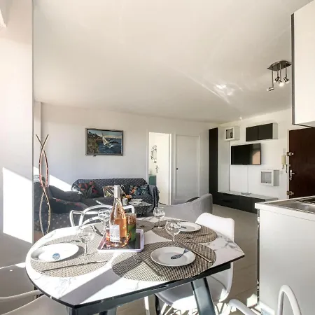 Le Mediterranee-3 By Interhome Апартаменты