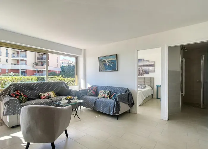 Le Mediterranee-3 By Interhome Daire