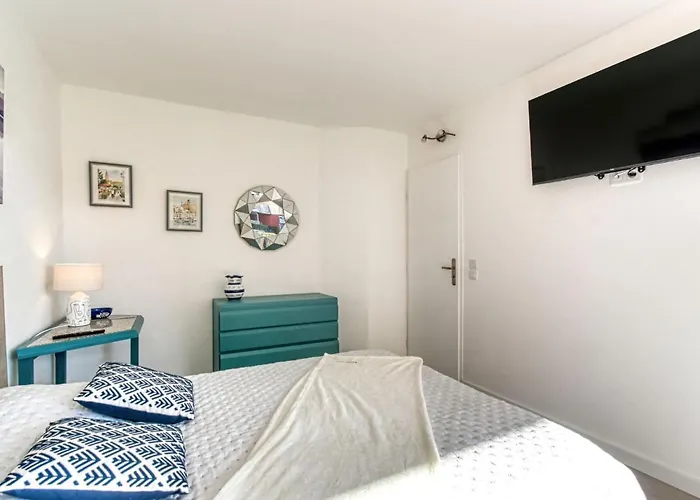 Le Mediterranee-3 By Interhome Appartement *